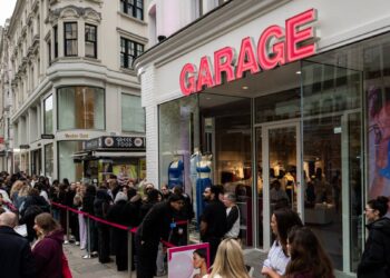 After years of store closures, fashion retailer shifts strategy